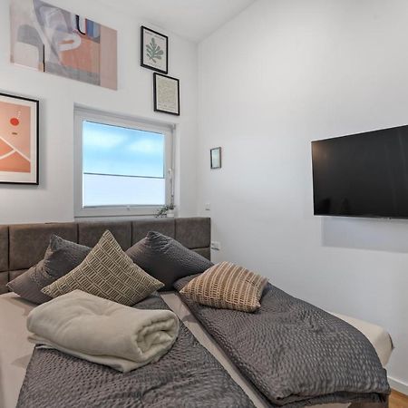 Apartment Klein Aber Fein In Friedrichshafen Bagian luar foto